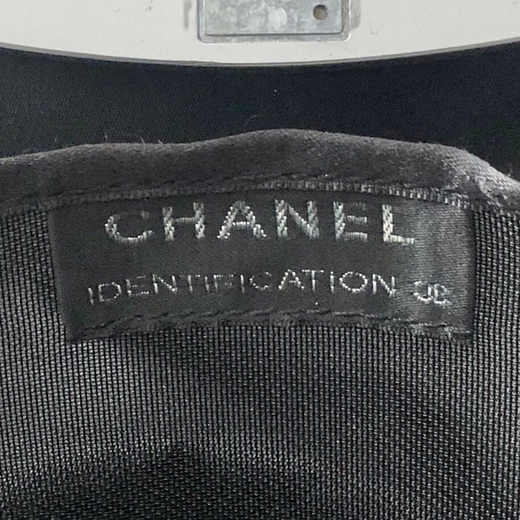CHANEL 2005 Millennium frame bag - Picture 7 of 10